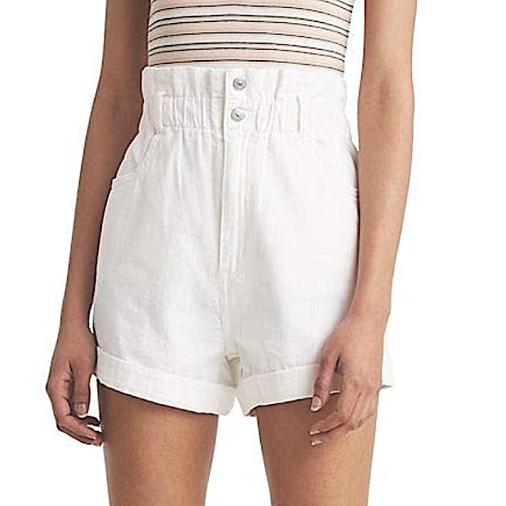 NWT LEVI’S White High Waisted Paperbag Short